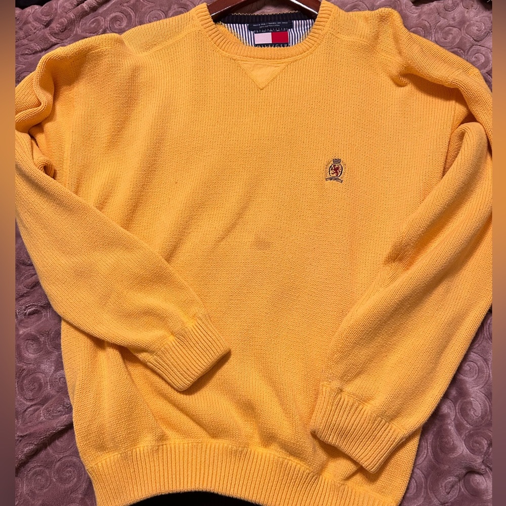 Tommy Crew Neck Yellow Sweatshirt